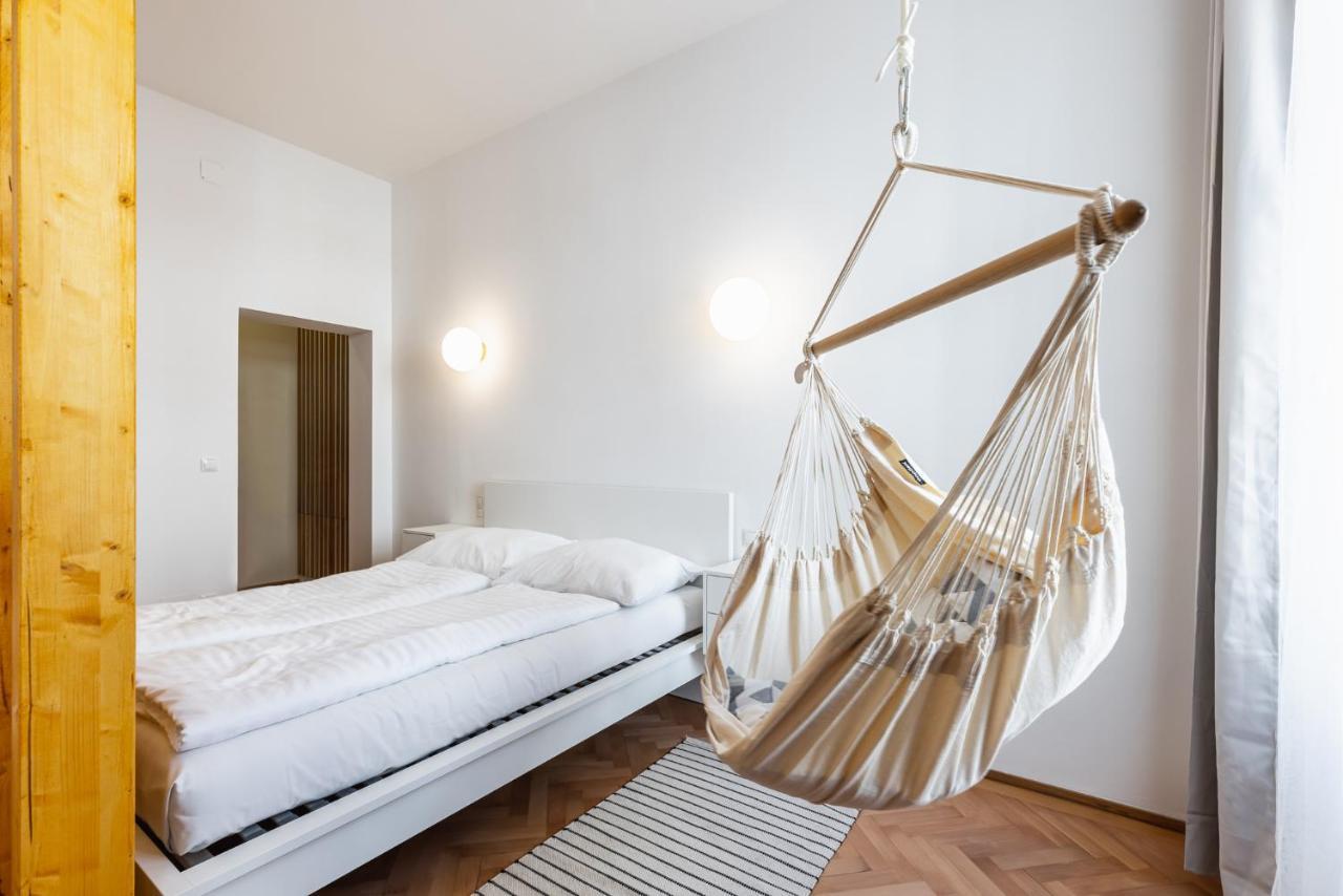 Classy And Elegant Apartments In A Calm Area Vienna Exterior photo